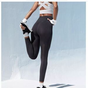 Free People Good Karma Leggings Washed Black XS/S